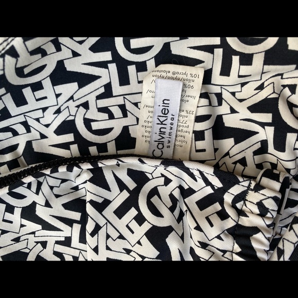 Calvin Klein Monogram bikini top - Picture 4 of 6